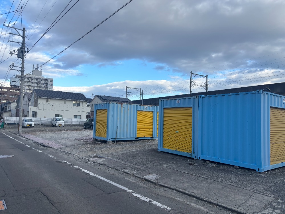 東仙台駐車場・貸物置（コンテナ）